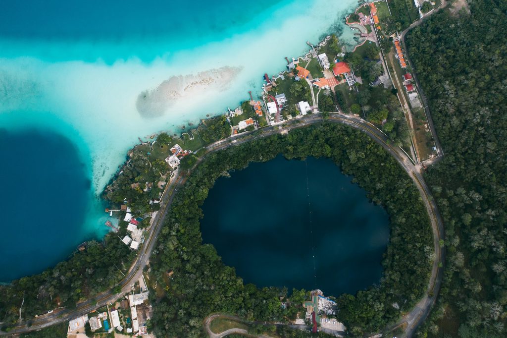 Qué cenotes ver en la laguna de Bacalar