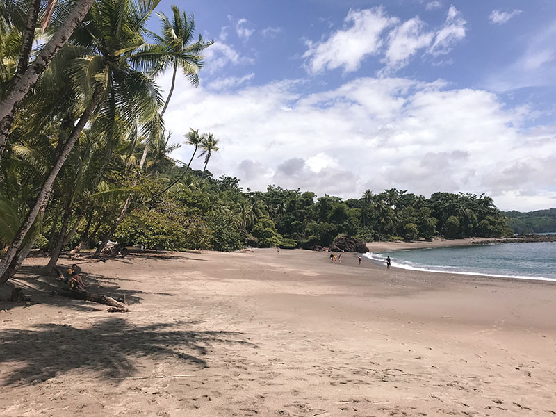 playa en bahia drake costa rica