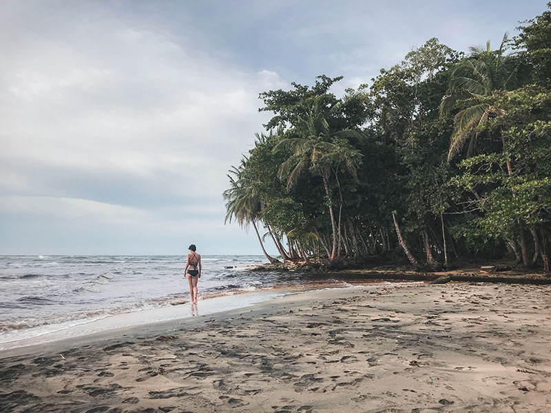 seguridad viajar sola a costa rica