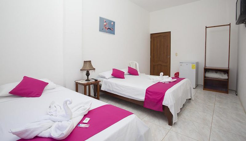Hoteles baratos en Puerto Villamil