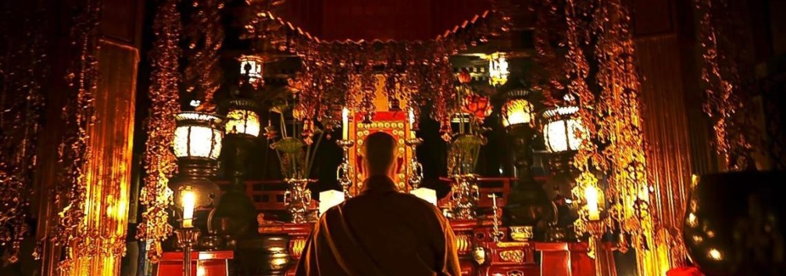 Dormir en un templo en Koyasan