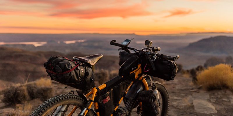 se puede hacer el camino de santiago en bicicleta